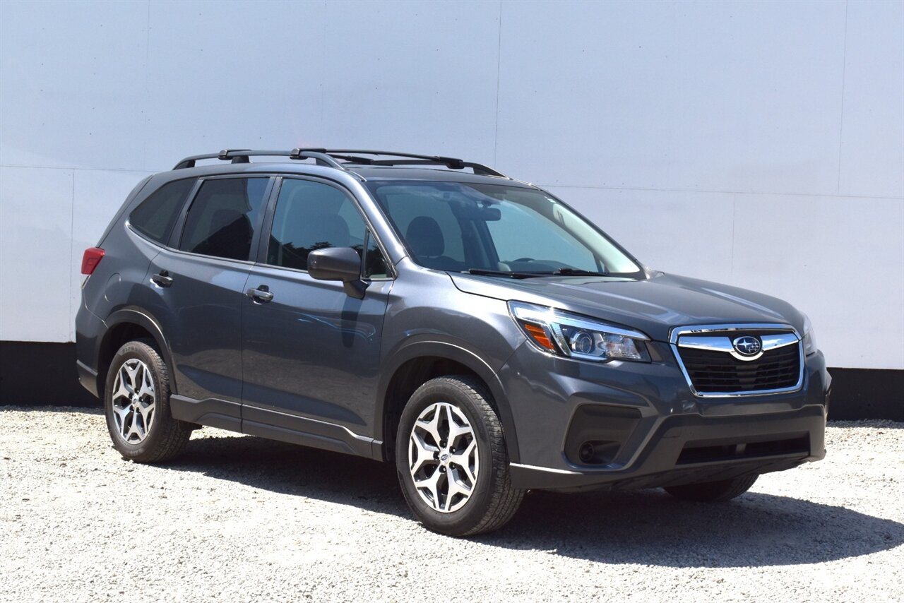 2020 Subaru Forester Premium's photo