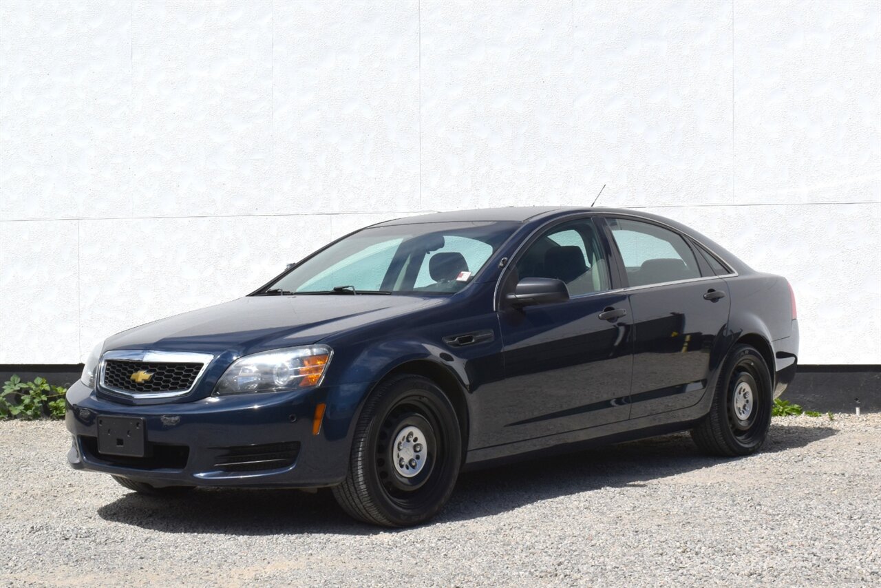 2013 Chevrolet Caprice Police 4dr Sedan w/1SB! Bluetooth Connectivity! Traction Control! Sport-Tuned Transmission Mode! Rear-Wheel Drive! Heavy-Duty Suspension & Brakes! - Photo 8 - Portland, OR 97266
