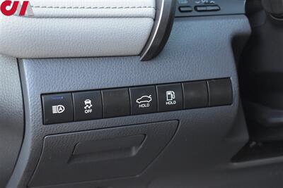 2022 Toyota Camry LE  AWD 4dr Sedan**BY APPOINTMENT ONLY**Back-Up Cam! Pre-Collision System! Adaptive Cruise Control! Hands Free Bluetooth! Eco/Normal/Sport Modes! All Weather Mats! - Photo 14 - Portland, OR 97266