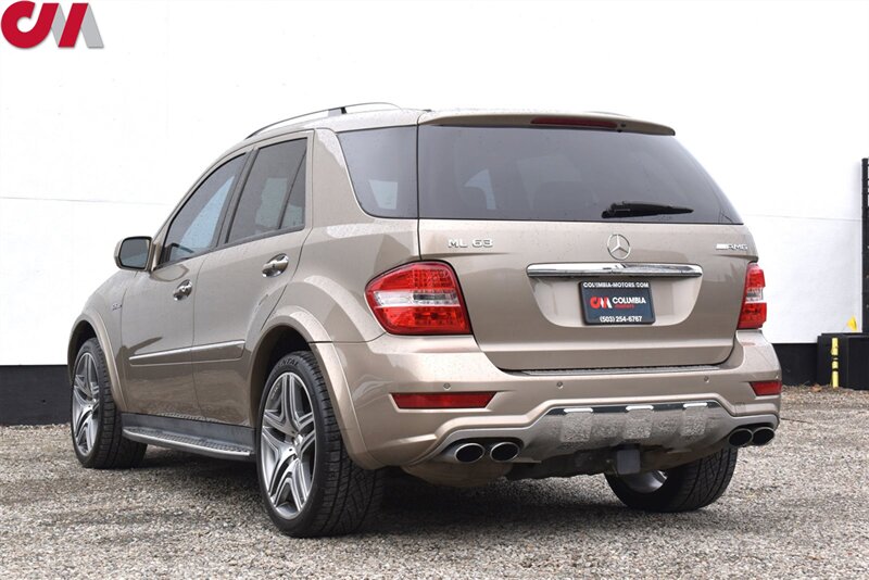 2009 Mercedes-Benz ML 63 AMG  AWD 4MATIC 4dr SUV! Back-Up Cam! Park Assist! Voice Controlled Bluetooth! Adjustable Suspension! Vented & Full Heated Leather Seats! Power Liftgate!