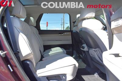 2021 Hyundai PALISADE Limited AWD 4dr SUV**BY APPOINTMENT ONLY** 3rd Row Seats! Aerial View Camera! Blind Spot Monitor! Navi! Apple CarPlay! Heated & Ventilated Leather Seats! Pano-Sunroof! Center Lock Diff! - Photo 23 - Portland, OR 97266