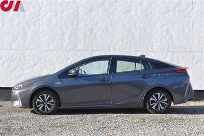 2018 Toyota Prius Prime Premium  4dr Hatchback! 55 City MPG! 53 Hwy MPG! Back Up Cam! Navi! Lane Assist! Collision Mitigation! EV/EV Auto/HV Modes! Heated Leather Seats! Qi-Charger! - Photo 9 - Portland, OR 97266