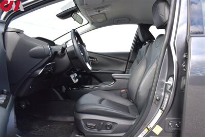 2018 Toyota Prius Prime Premium  4dr Hatchback! 55 City MPG! 53 Hwy MPG! Back Up Cam! Navi! Lane Assist! Collision Mitigation! EV/EV Auto/HV Modes! Heated Leather Seats! Qi-Charger! - Photo 10 - Portland, OR 97266