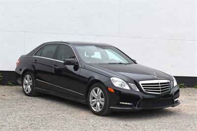 2013 Mercedes-Benz E 350 BlueTEC Luxury  4dr Sedan! **BY APPOINTMENT ONLY** Back Up Cam! Lane Keeping Assist! Cruise Control! Rear Wheel Drive! Economy & Sport Driving Modes! Power Sunroof! Heated & Ventilated Leather Seats! Bluetooth! Sedan
