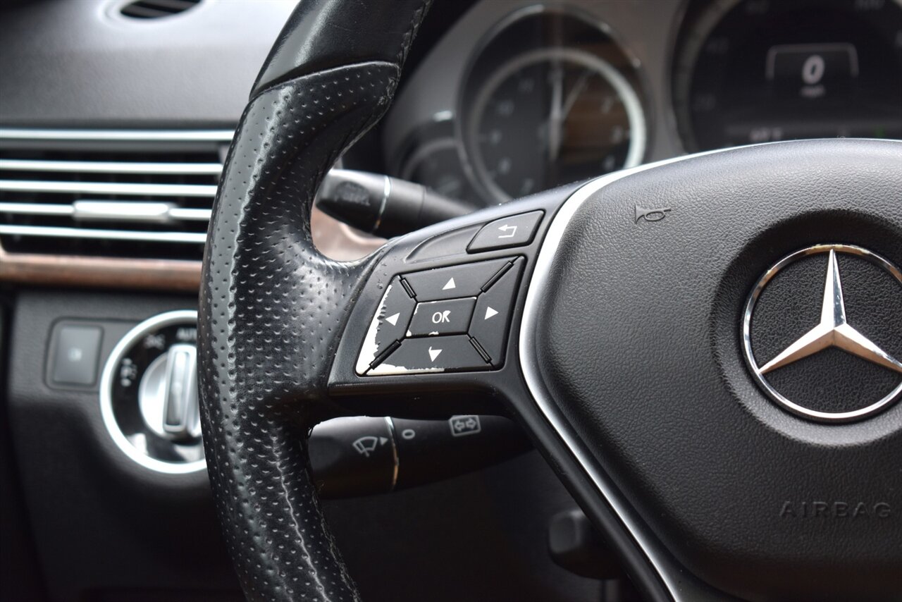 2013 Mercedes-Benz E 350 BlueTEC Luxury 4dr Sedan! **BY APPOINTMENT ONLY** Back Up Cam! Lane Keeping Assist! Cruise Control! Rear Wheel Drive! Economy & Sport Driving Modes! Power Sunroof! Heated & Ventilated Leather Seats! Bluetooth! - Photo 16 - Portland, OR 97266