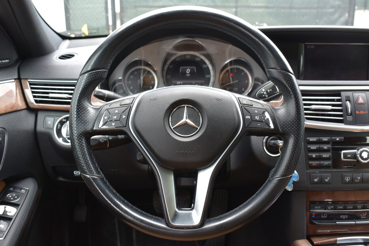 2013 Mercedes-Benz E 350 BlueTEC Luxury 4dr Sedan! **BY APPOINTMENT ONLY** Back Up Cam! Lane Keeping Assist! Cruise Control! Rear Wheel Drive! Economy & Sport Driving Modes! Power Sunroof! Heated & Ventilated Leather Seats! Bluetooth! - Photo 15 - Portland, OR 97266