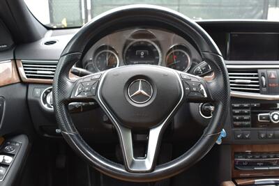 2013 Mercedes-Benz E 350 BlueTEC Luxury 4dr Sedan! **BY APPOINTMENT ONLY** Back Up Cam! Lane Keeping Assist! Cruise Control! Rear Wheel Drive! Economy & Sport Driving Modes! Power Sunroof! Heated & Ventilated Leather Seats! Bluetooth! - Photo 15 - Portland, OR 97266
