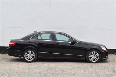 2013 Mercedes-Benz E 350 BlueTEC Luxury 4dr Sedan! **BY APPOINTMENT ONLY** Back Up Cam! Lane Keeping Assist! Cruise Control! Rear Wheel Drive! Economy & Sport Driving Modes! Power Sunroof! Heated & Ventilated Leather Seats! Bluetooth! - Photo 6 - Portland, OR 97266