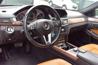 2013 Mercedes-Benz E 350 BlueTEC Luxury 4dr Sedan! **BY APPOINTMENT ONLY** Back Up Cam! Lane Keeping Assist! Cruise Control! Rear Wheel Drive! Economy & Sport Driving Modes! Power Sunroof! Heated & Ventilated Leather Seats! Bluetooth! - Photo 3 - Portland, OR 97266