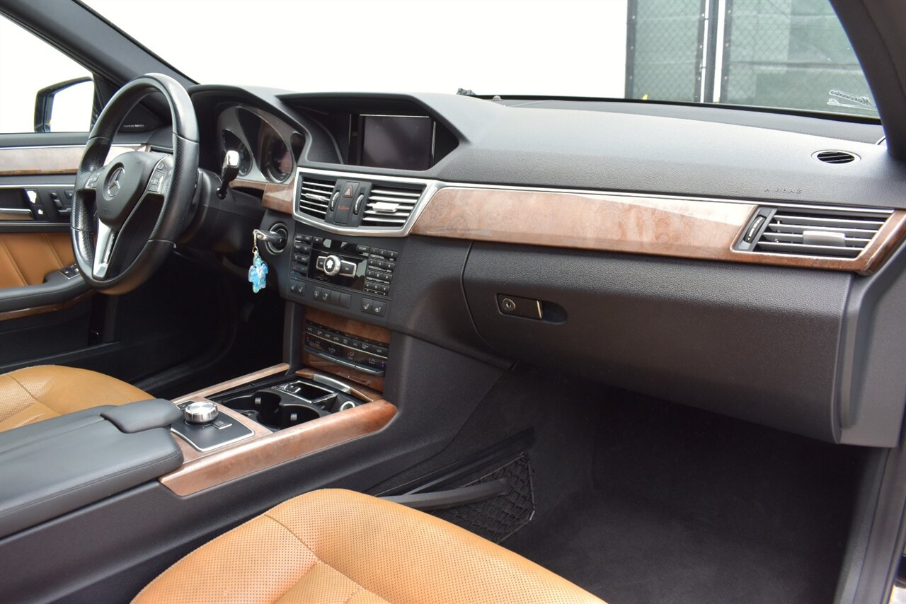 2013 Mercedes-Benz E 350 BlueTEC Luxury 4dr Sedan! **BY APPOINTMENT ONLY** Back Up Cam! Lane Keeping Assist! Cruise Control! Rear Wheel Drive! Economy & Sport Driving Modes! Power Sunroof! Heated & Ventilated Leather Seats! Bluetooth! - Photo 13 - Portland, OR 97266