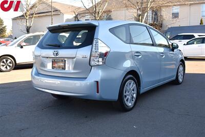 2012 Toyota Prius v Two  4dr Wagon 44 City MPG! 40 Hwy MPG! Back Up Camera! Bluetooth! EV, ECO, PWR Modes! All Weather Floor Mats! Push-Button Engine Start! - Photo 5 - Portland, OR 97266