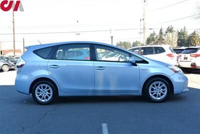 2012 Toyota Prius v Two  4dr Wagon 44 City MPG! 40 Hwy MPG! Back Up Camera! Bluetooth! EV, ECO, PWR Modes! All Weather Floor Mats! Push-Button Engine Start! - Photo 6 - Portland, OR 97266