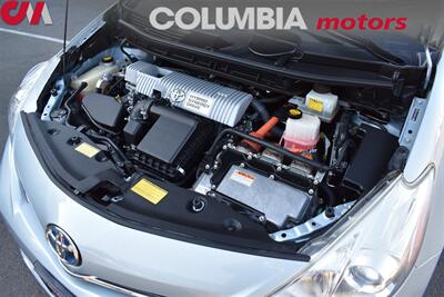 2012 Toyota Prius v Two 4dr Wagon 44 City MPG! 40 Hwy MPG! Back Up Camera! Bluetooth! EV, ECO, PWR Modes! All Weather Floor Mats! Push-Button Engine Start! - Photo 25 - Portland, OR 97266