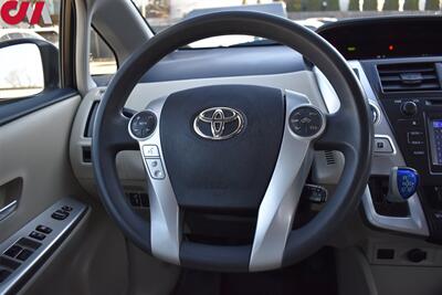 2012 Toyota Prius v Two  4dr Wagon 44 City MPG! 40 Hwy MPG! Back Up Camera! Bluetooth! EV, ECO, PWR Modes! All Weather Floor Mats! Push-Button Engine Start! - Photo 13 - Portland, OR 97266