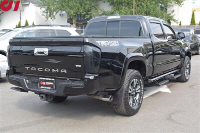 2016 Toyota Tacoma TRD Sport  4x4 4dr Double Cab 6.1 ft LB! Blind Spot Monitor! Parking Assist! Back-Up Camera! Bluetooth! GPS Navigation! Qi Wireless Charger! 4H & 4L! Heated Seats! All Weather Mats! - Photo 5 - Portland, OR 97266