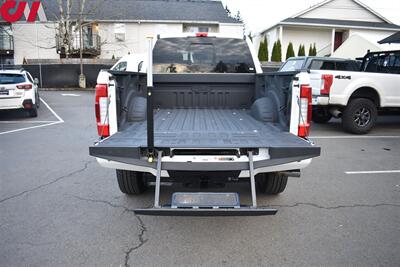 2019 Ford F-250 Super Duty Platinum  4x4 4dr Crew Cab 6.8 ft. SB PickUp **BY APPOINTMENT ONLY** Back-up Cam! Front & Rear Leather Heated Seats! Tow Ready! Tail Gate Step Frame! Momento M6 Front & Rear Dash Cam! - Photo 42 - Portland, OR 97266