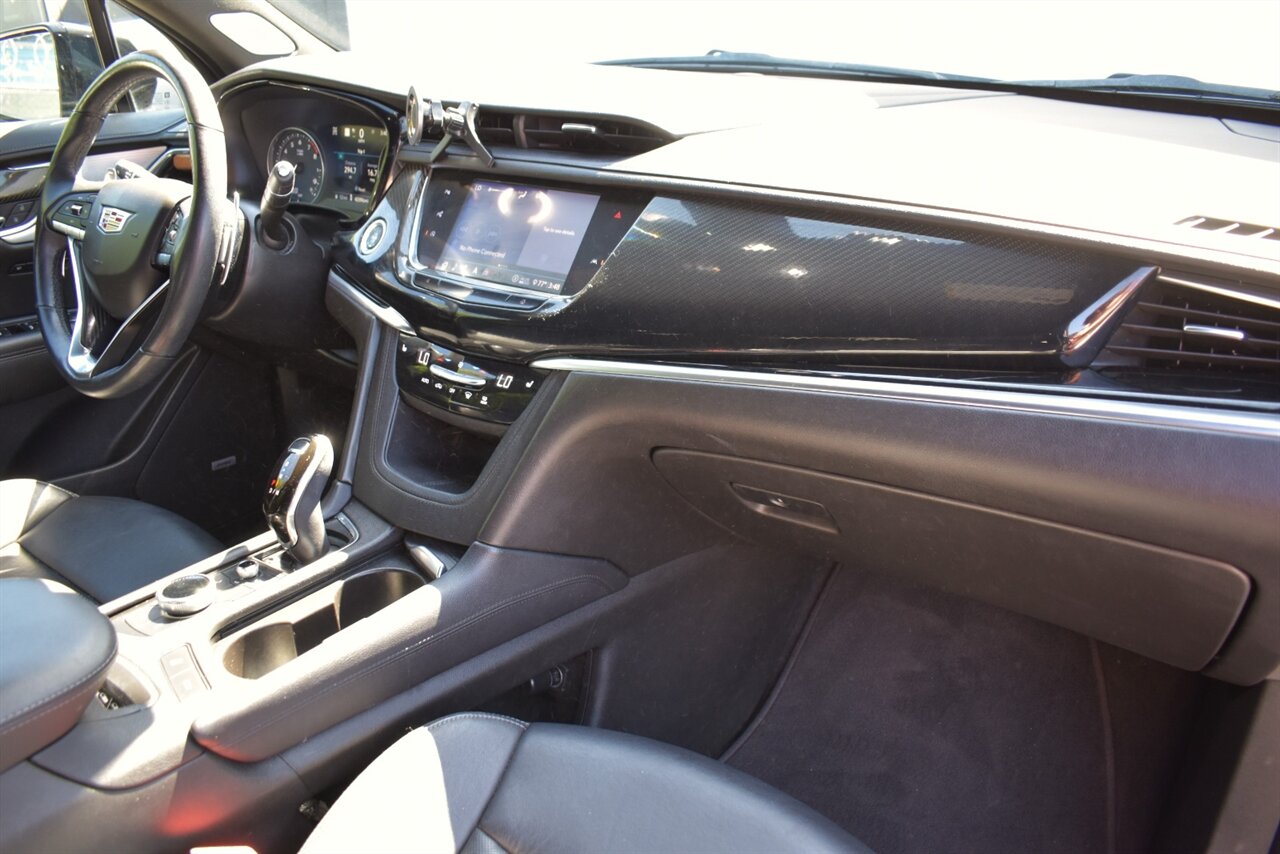 2020 Cadillac XT6 Sport 4x4 4dr SUV**BY APPOINTMENT ONLY**3rd Row Seats! Back Up Camera! Sport & Off-Road Drive Modes! Heated Leather Seats! Navigation! Blind Spot Monitoring! Apple CarPlay & Android Auto! - Photo 13 - Portland, OR 97266
