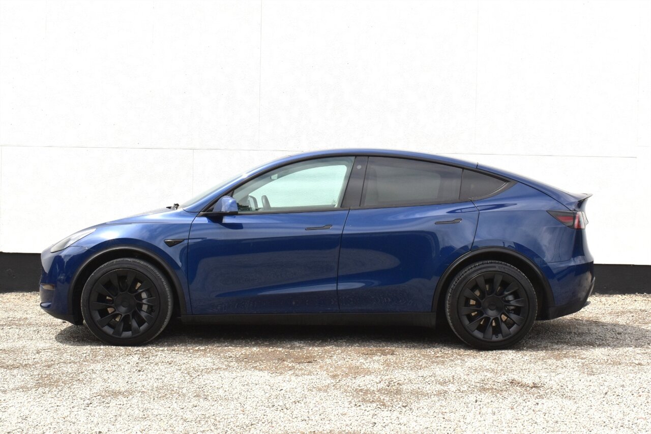 2021 Tesla Model Y Long Range AWD 4dr Crossover**BY APPOINTMENT ONLY**Dual Motor! Full Self-Driving! Autopilot Computer 3! Backup Cam! Side Camera Views! Pano-Roof! Apple CarPlay! Heated Steering Wheel! Heated Seats! - Photo 9 - Portland, OR 97266