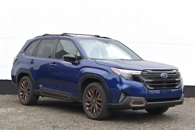 2025 Subaru Forester Sport  AWD 4dr Crossover**BY APPOINTMENT ONLY** EyeSight Assist Tech! X-Mode! SI-Drive! Back Up Camera! Apple CarPlay! Android Auto! Heated Leather Seats! Pano-Sunroof!