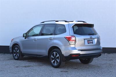 2017 Subaru Forester 2.5i Premium Sport Utility  AWD 4dr Wagon CVT! 26 mpg City / 32 mpg Highway! X-Mode! Heated Seats! Backup Camera! Bluetooth! Touchscreen Display! Sunroof! - Photo 2 - Portland, OR 97266