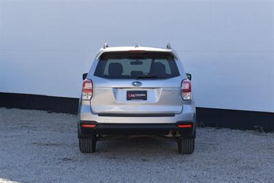 2017 Subaru Forester 2.5i Premium Sport Utility  AWD 4dr Wagon CVT! 26 mpg City / 32 mpg Highway! X-Mode! Heated Seats! Backup Camera! Bluetooth! Touchscreen Display! Sunroof! - Photo 4 - Portland, OR 97266