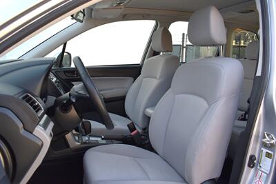 2017 Subaru Forester 2.5i Premium Sport Utility  AWD 4dr Wagon CVT! 26 mpg City / 32 mpg Highway! X-Mode! Heated Seats! Backup Camera! Bluetooth! Touchscreen Display! Sunroof! - Photo 11 - Portland, OR 97266