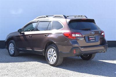 2019 Subaru Outback 2.5i  AWD 4dr Crossover! X-Mode! EyeSight Assist Tech! Back Up Camera! Lane Assist! Apple CarPlay! Android Auto! All Weather Floor Mats! - Photo 2 - Portland, OR 97266