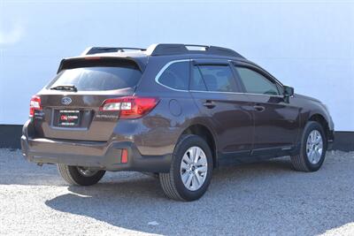 2019 Subaru Outback 2.5i  AWD 4dr Crossover! X-Mode! EyeSight Assist Tech! Back Up Camera! Lane Assist! Apple CarPlay! Android Auto! All Weather Floor Mats! - Photo 5 - Portland, OR 97266