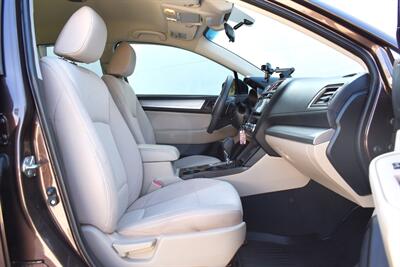 2019 Subaru Outback 2.5i  AWD 4dr Crossover! X-Mode! EyeSight Assist Tech! Back Up Camera! Lane Assist! Apple CarPlay! Android Auto! All Weather Floor Mats! - Photo 24 - Portland, OR 97266