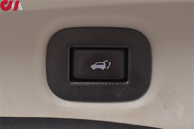 2018 Nissan Rogue SV  AWD 4dr Crossover! Back Up Cam! Navi! Blind Spot Monitor! Eco & Sport Modes! Powered Liftgate! Heated Seats! Heated Steering Wheel! Roof Rails! - Photo 30 - Portland, OR 97266