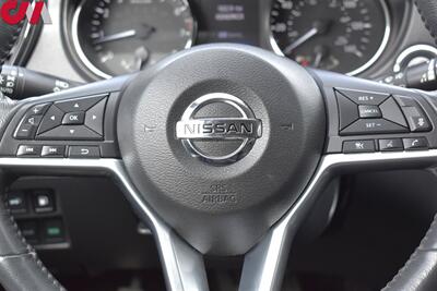 2018 Nissan Rogue SV  AWD 4dr Crossover! Back Up Cam! Navi! Blind Spot Monitor! Eco & Sport Modes! Powered Liftgate! Heated Seats! Heated Steering Wheel! Roof Rails! - Photo 15 - Portland, OR 97266