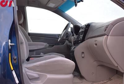2004 Toyota Sienna LE 7 Passenger  AWD 4dr Mini-Van! Low Miles! Second-Row Captain’s Chairs! Child Protector Sliding Door Locks! Deluxe AM/FM/Cass/CD! Fold-Down Rear Seats! Cruise Control! Tow Hitch! - Photo 22 - Portland, OR 97266