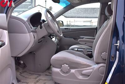 2004 Toyota Sienna LE 7 Passenger  AWD 4dr Mini-Van! Low Miles! Second-Row Captain’s Chairs! Child Protector Sliding Door Locks! Deluxe AM/FM/Cass/CD! Fold-Down Rear Seats! Cruise Control! Tow Hitch! - Photo 10 - Portland, OR 97266