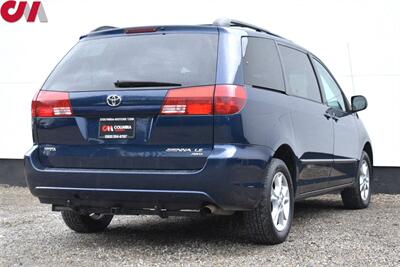 2004 Toyota Sienna LE 7 Passenger  AWD 4dr Mini-Van! Low Miles! Second-Row Captain’s Chairs! Child Protector Sliding Door Locks! Deluxe AM/FM/Cass/CD! Fold-Down Rear Seats! Cruise Control! Tow Hitch! - Photo 5 - Portland, OR 97266