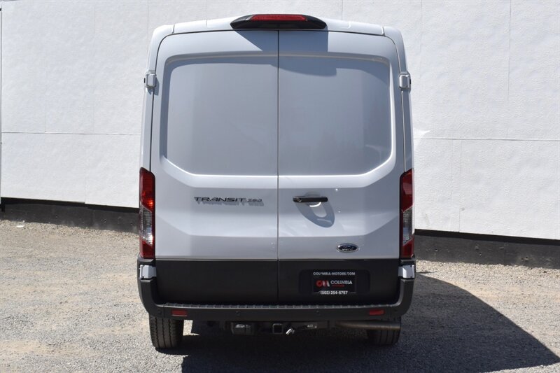 2025 Ford Transit 250 3dr LWB Medium Roof Cargo Van!** BY APPOINTMENT ONLY** Back Up Camera! Cruise Control! Lane Keeping Assist! Collision Mitigation! Long Wheelbase! Apple CarPlay! Android Auto! - Photo 4 - Portland, OR 97266