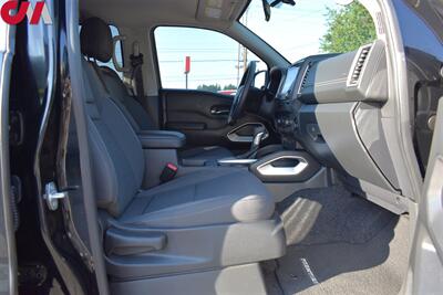 2022 Nissan Frontier SV  4x2 4dr Crew Cab 5 ft. SB! Rear View Camera! Tow Mode! Voice Activated Bluetooth! Spray On Bedliner! Cargo Lamp! Traction Control! - Photo 23 - Portland, OR 97266