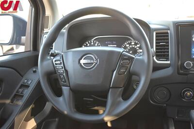2022 Nissan Frontier SV  4x2 4dr Crew Cab 5 ft. SB! Rear View Camera! Tow Mode! Voice Activated Bluetooth! Spray On Bedliner! Cargo Lamp! Traction Control! - Photo 14 - Portland, OR 97266