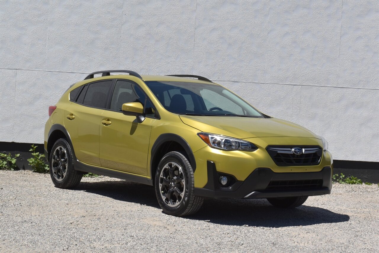 2021 Subaru Crosstrek Premium  4dr AWD Crossover CVT! X-Mode! SI-Drive! EyeSight Safety Tech! Adaptive Cruise Control! Blind Spot Monitoring! Heated Leather Seats! Apple CarPlay & Android Auto! Backup Camera! - Photo 1 - Portland, OR 97266