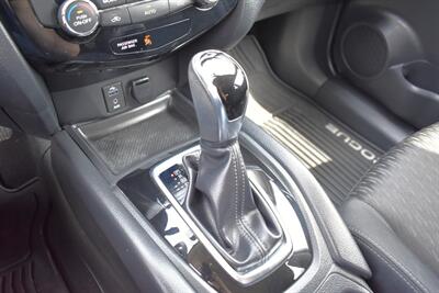 2017 Nissan Rogue SV AWD 4dr Crossover! Blind Spot Monitor! Rear Cross Traffic Alert! Bluetooth/USB/Aux-In! Eco & Sport Drive Modes! All Weather Floor Mats! Roof-Rails! - Photo 23 - Portland, OR 97266