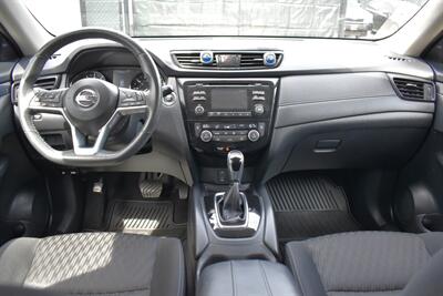 2017 Nissan Rogue SV AWD 4dr Crossover! Blind Spot Monitor! Rear Cross Traffic Alert! Bluetooth/USB/Aux-In! Eco & Sport Drive Modes! All Weather Floor Mats! Roof-Rails! - Photo 13 - Portland, OR 97266