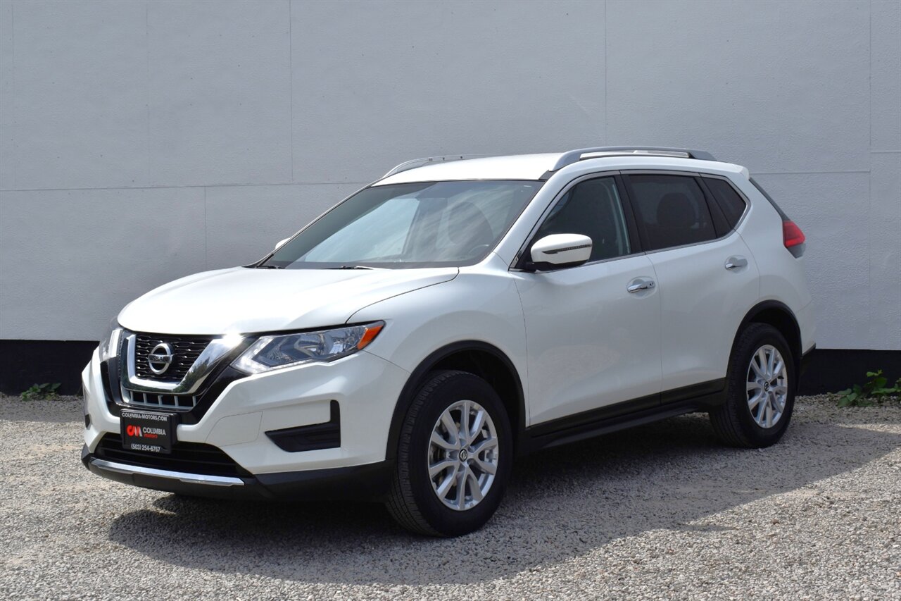 2017 Nissan Rogue SV AWD 4dr Crossover! Blind Spot Monitor! Rear Cross Traffic Alert! Bluetooth/USB/Aux-In! Eco & Sport Drive Modes! All Weather Floor Mats! Roof-Rails! - Photo 8 - Portland, OR 97266