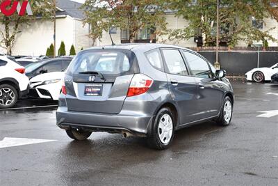 2013 Honda Fit  Base 4dr Hatchback 5M Vehicle Stability Assist! Traction Control! Aux Input! Combined 31 MPG! Remote Keyless Entry! Cargo Space 57.3 cu.ft.! - Photo 5 - Portland, OR 97266