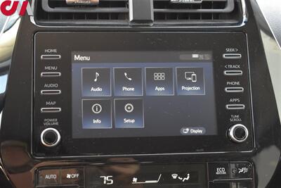 2020 Toyota Prius XLE AWD-e  AWD 4dr Hatchback! 52 City MPG! 48 Hwy MPG! Back Up Camera! Lane Assist! Collision Mitigation! Bluetooth! Heated Leather Seats! Heated Steering Wheel! Qi-Wireless Charging! Trunk Cargo Cover! - Photo 18 - Portland, OR 97266