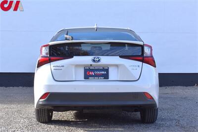 2020 Toyota Prius XLE AWD-e  AWD 4dr Hatchback! 52 City MPG! 48 Hwy MPG! Back Up Camera! Lane Assist! Collision Mitigation! Bluetooth! Heated Leather Seats! Heated Steering Wheel! Qi-Wireless Charging! Trunk Cargo Cover! - Photo 8 - Portland, OR 97266