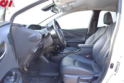 2020 Toyota Prius XLE AWD-e  AWD 4dr Hatchback! 52 City MPG! 48 Hwy MPG! Back Up Camera! Lane Assist! Collision Mitigation! Bluetooth! Heated Leather Seats! Heated Steering Wheel! Qi-Wireless Charging! Trunk Cargo Cover! - Photo 10 - Portland, OR 97266