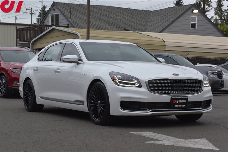 2019 Kia K900 Luxury  AWD 4dr Sedan! Back Up Camera! Navigation! Lane Assist! Park Assist! Blind Spot Monitor! Heated & Ventilated Leather Seats! Heated Steering Wheel! Eco & Sport Driving Modes! Sunroof!