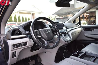 2019 Honda Odyssey EX-L  EX-L 4dr Mini-Van! Bluetooth! Subwoofer! 2 LCD Monitors! Fully Leather Seats! Front Heated Seats! Power Slide Doors & Tailgate! Lane Departure Warning! Back-Up Camera! System Blind Spot! - Photo 3 - Portland, OR 97266