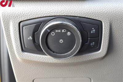 2021 Ford F-250 Super Duty XL  RWD!**APPOINTMENT ONLY**Crew Cab! Flatbed / Stake Bed! Tow Package! Backup Camera! Parking Sensors! Heavy Duty Work Truck! - Photo 16 - Portland, OR 97266