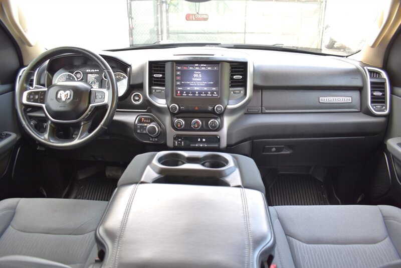 2020 RAM 1500 Big Horn 4x4 4dr CrewCab! 6.4 ft. Short Bed! Big Horn Trim! 2WD/4WD Auto/4WD High/4WD Low! Tow/Haul Mode! Apple CarPlay & Android Auto! Uconnect Touchscreen! Bluetooth! Backup Camera! - Photo 13 - Portland, OR 97266
