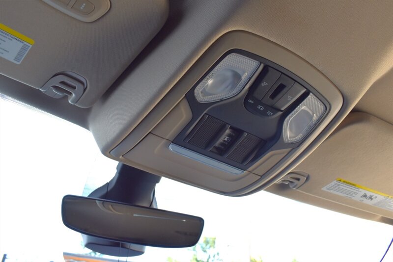 2020 RAM 1500 Big Horn 4x4 4dr CrewCab! 6.4 ft. Short Bed! Big Horn Trim! 2WD/4WD Auto/4WD High/4WD Low! Tow/Haul Mode! Apple CarPlay & Android Auto! Uconnect Touchscreen! Bluetooth! Backup Camera! - Photo 19 - Portland, OR 97266